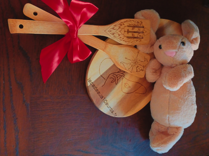 Spatule en bois personnalisée - Photo du cadeau