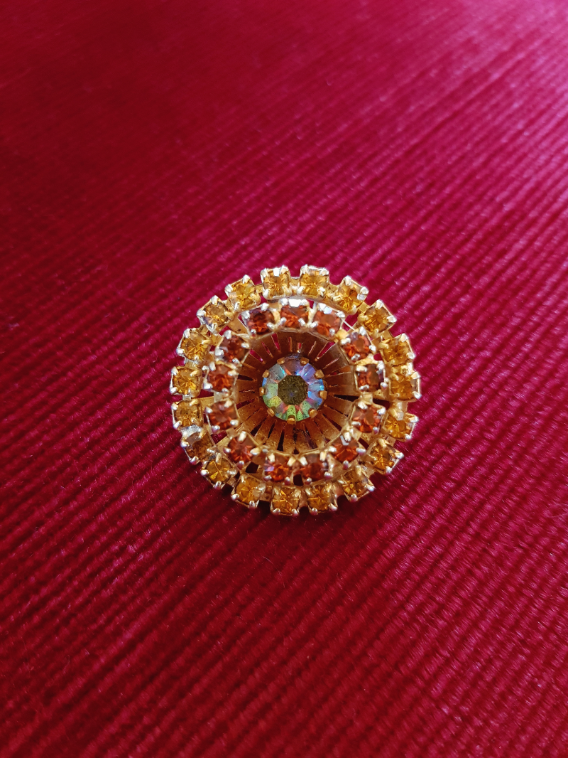 broche-ancienne-cadeau-1950-vintage-ocasion-idée-cadeau